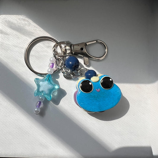 Blueberries and Cream Frog Macaroon Keychain